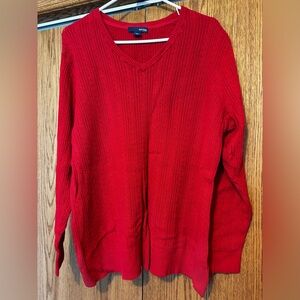 Women’s Basic Editions knit long sleeve v-neck red sweater size XXL.
